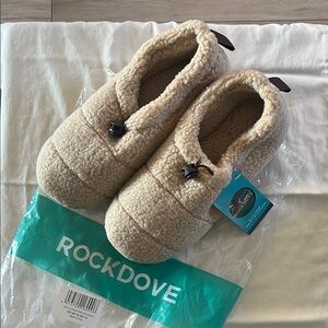 Woman’s Sherpa Fleece Slipper